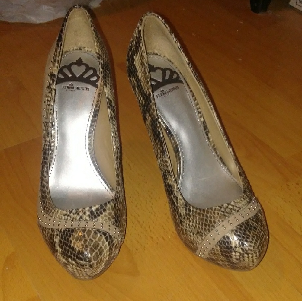 Womens shoes